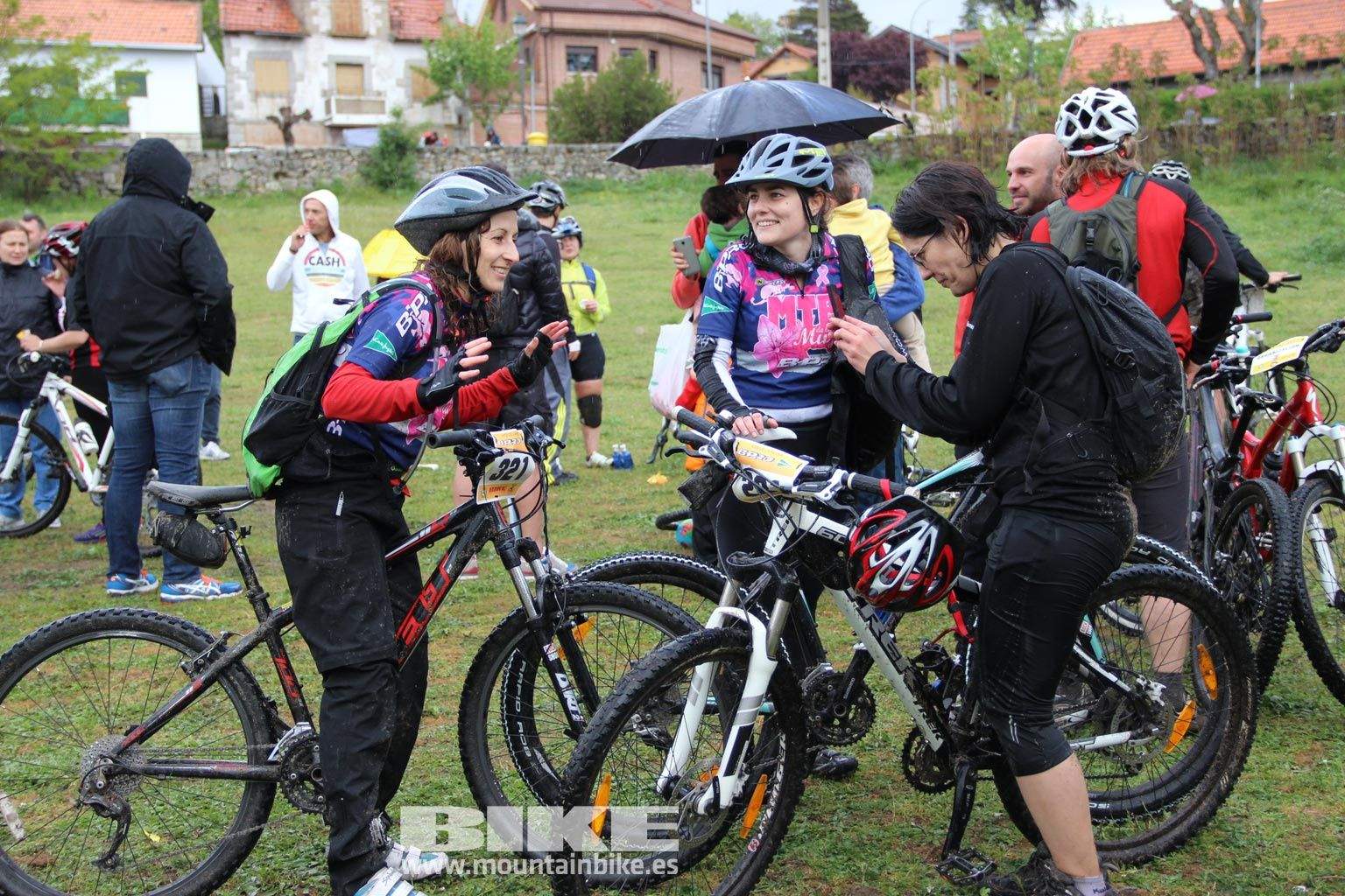 B-Pro MTB de la Mujer 2016 galería 4