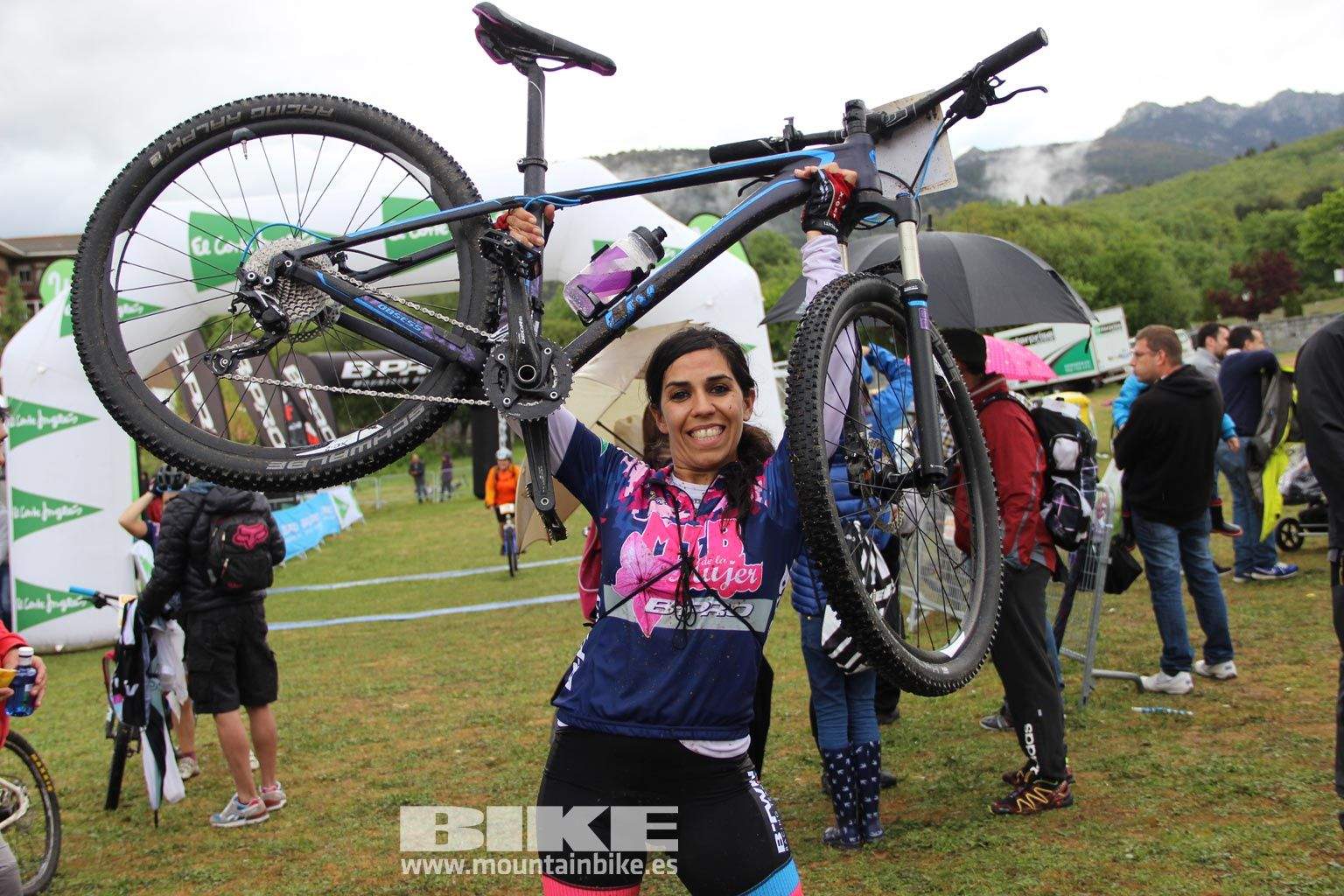 B-Pro MTB de la Mujer 2016 galería 4