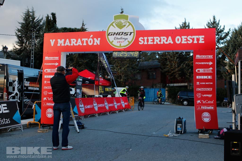 Maraton Sierra Oeste 2017. Salida