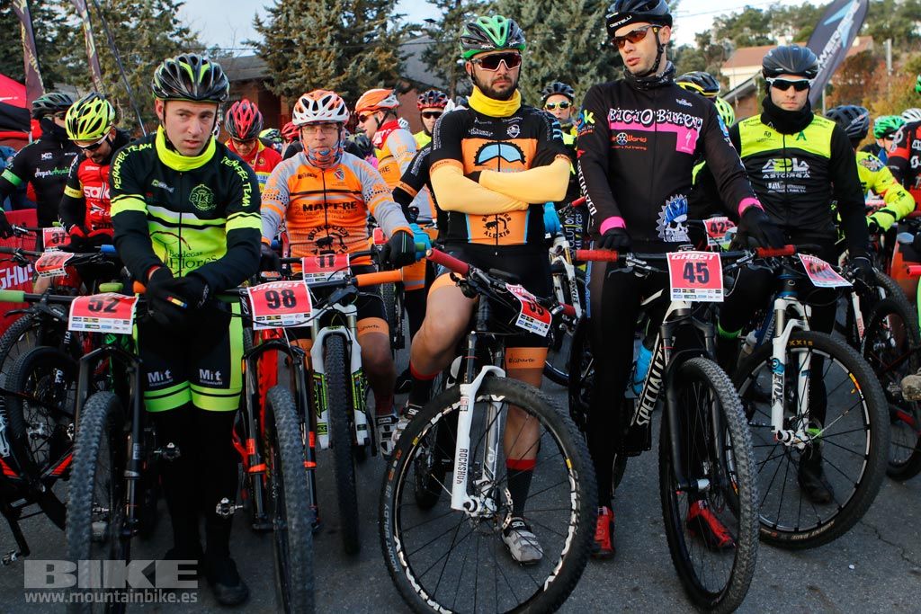 Maraton Sierra Oeste 2017. Salida