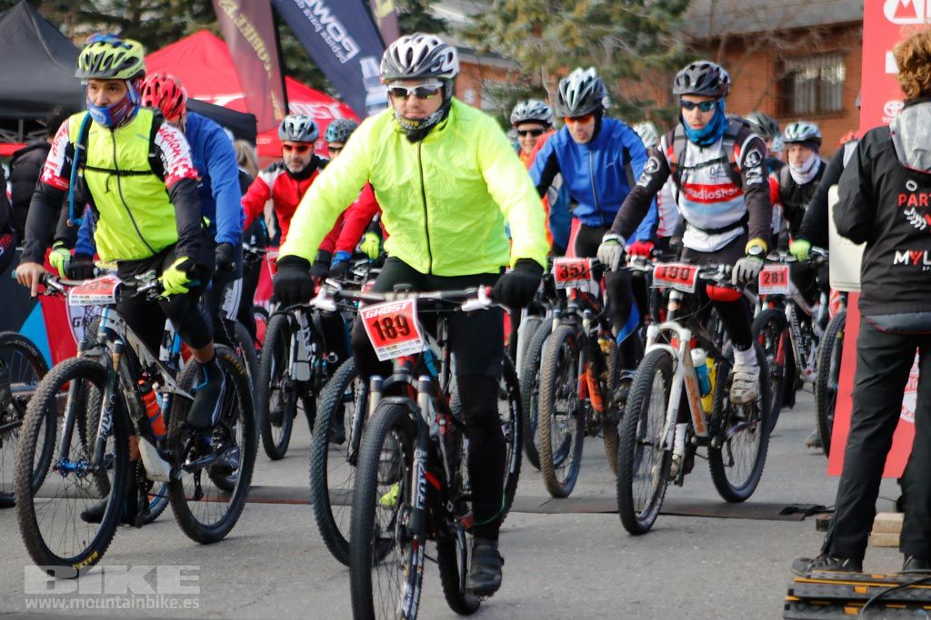 Maraton Sierra Oeste 2017. Salida