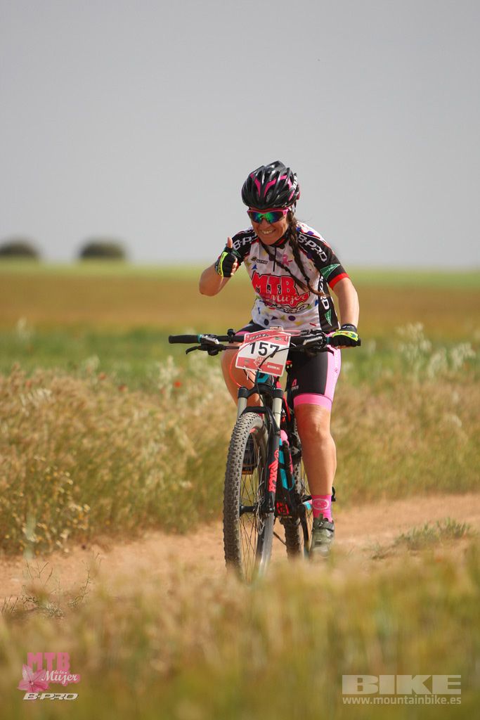 B-Pro MTB Mujer 2017 Galeria 1