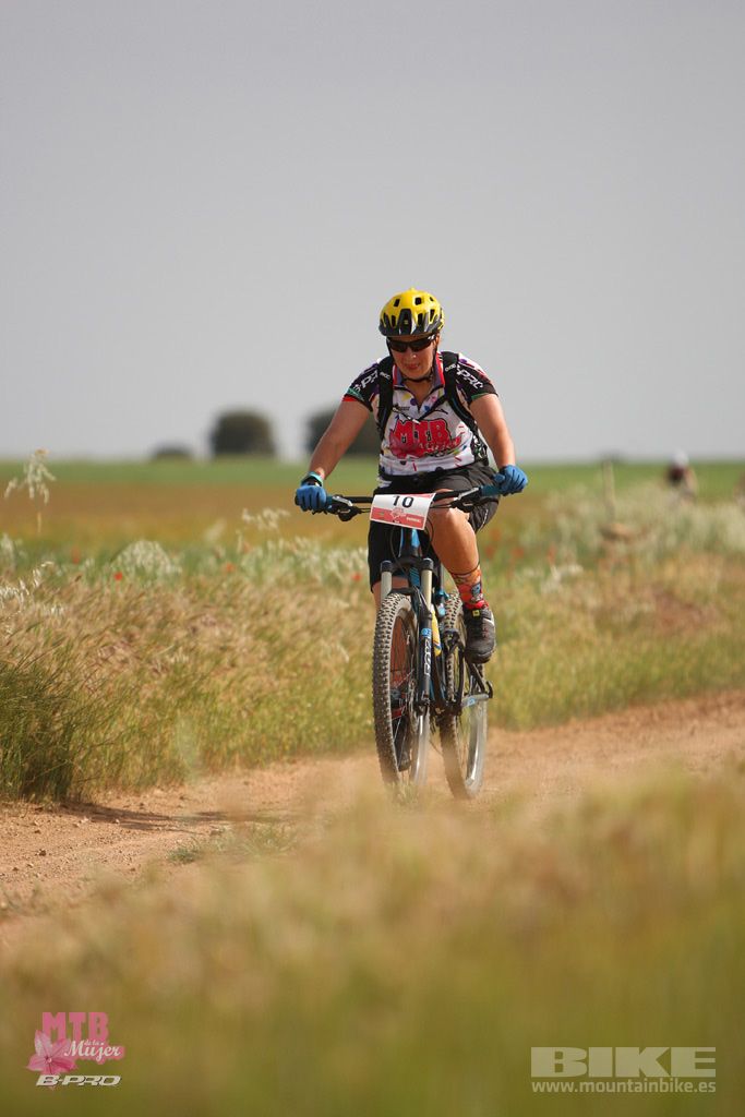 B-Pro MTB Mujer 2017 Galeria 1