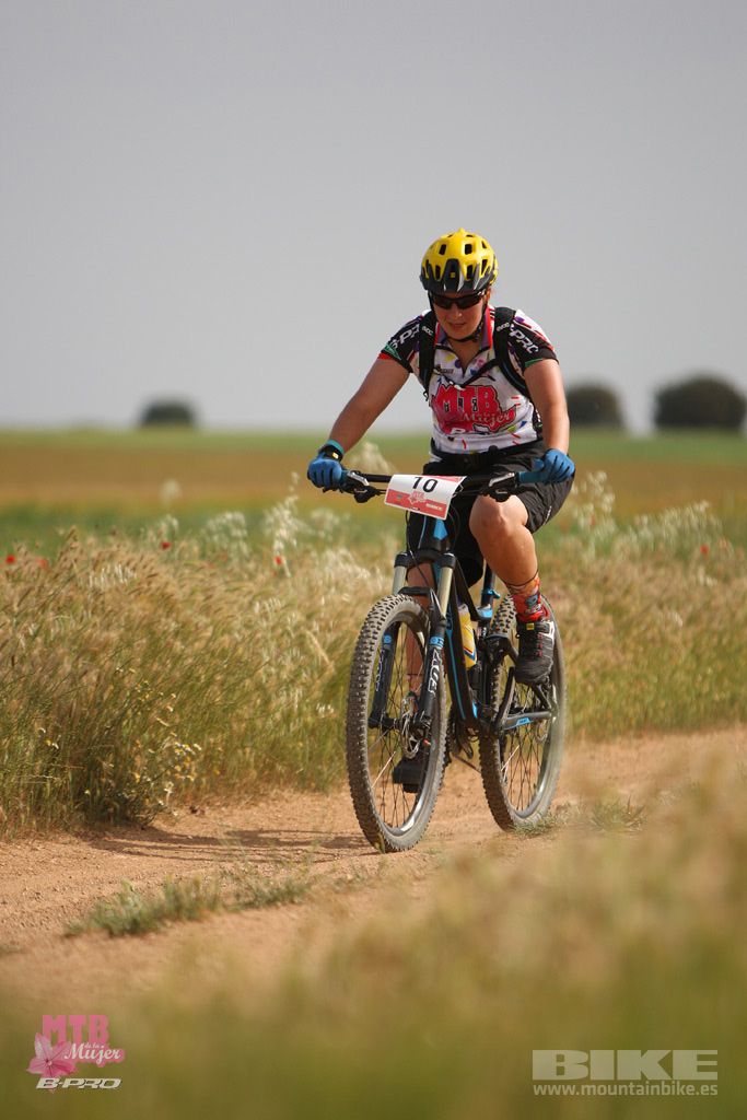 B-Pro MTB Mujer 2017 Galeria 1