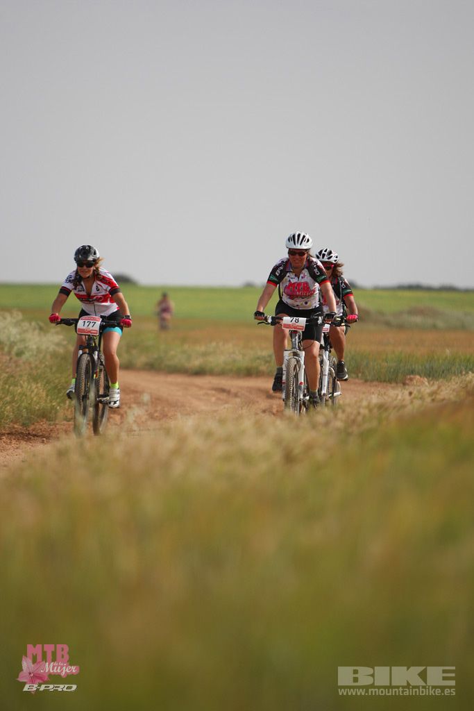 B-Pro MTB Mujer 2017 Galeria 1