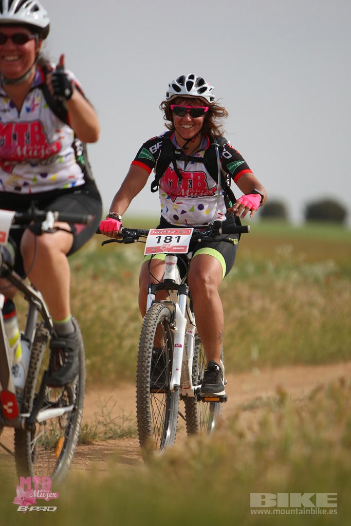 B-Pro MTB Mujer 2017 Galeria 1