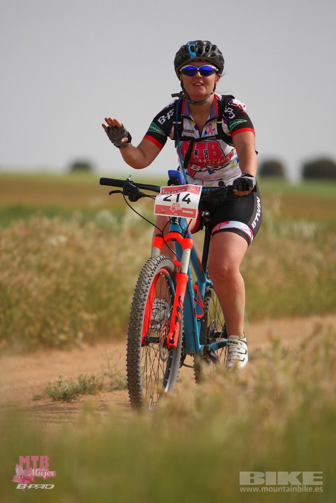 B-Pro MTB Mujer 2017 Galeria 1