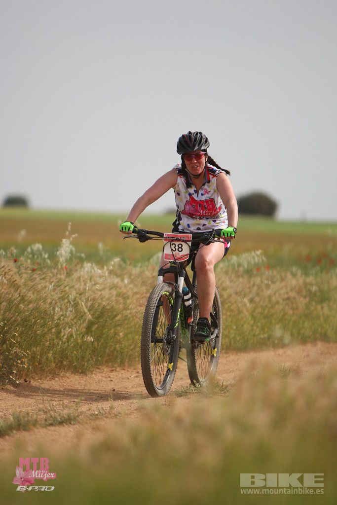 B-Pro MTB Mujer 2017 Galeria 1