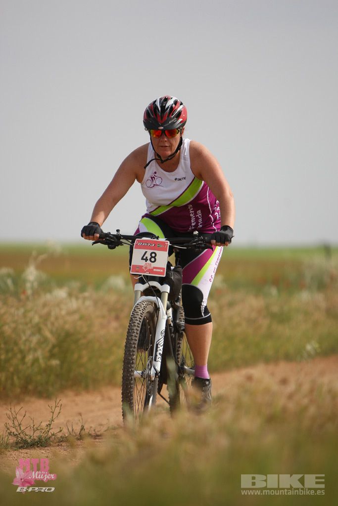 B-Pro MTB Mujer 2017 Galeria 1