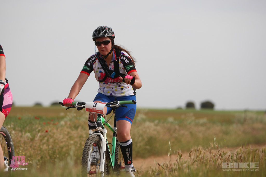B-Pro MTB Mujer 2017 Galeria 1