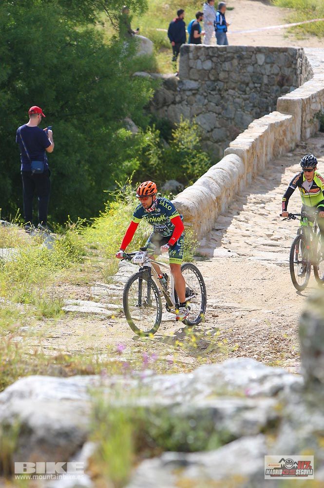Madrid-Segovia 2018. Galería 5. Km 32. 10:26-10:35 h