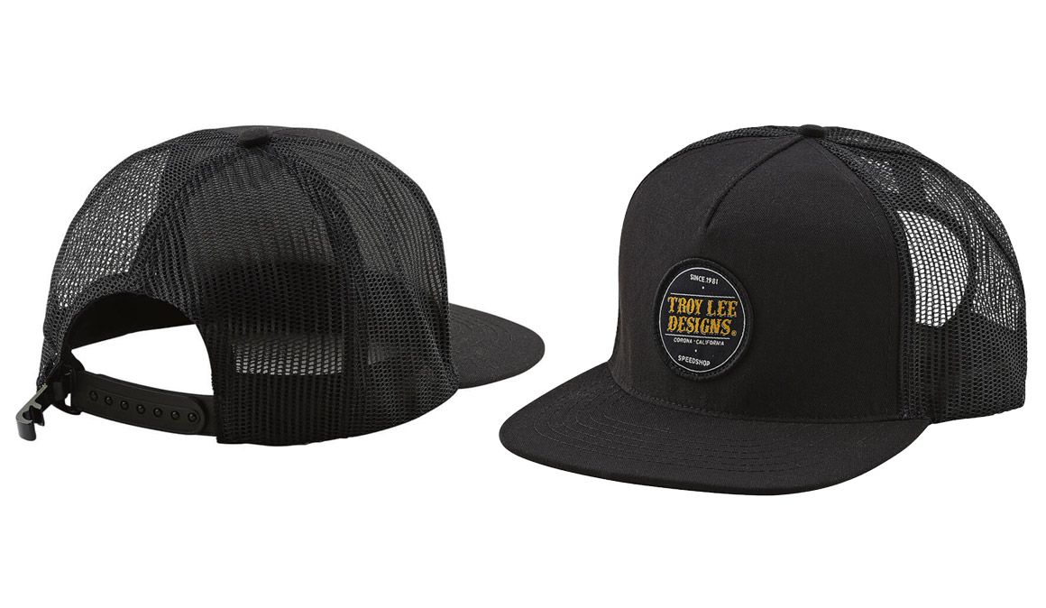 Gorra Troy Lee Designs con abrebotellas. Están locos estos yankis