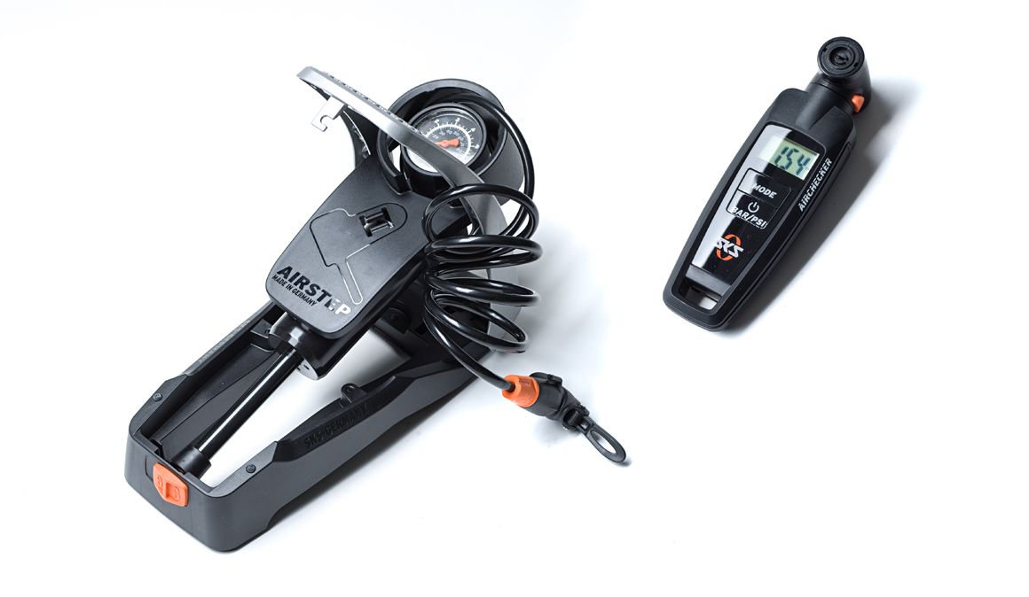 Prueba: Bomba y manómetro SKS Airstep y Airchecker