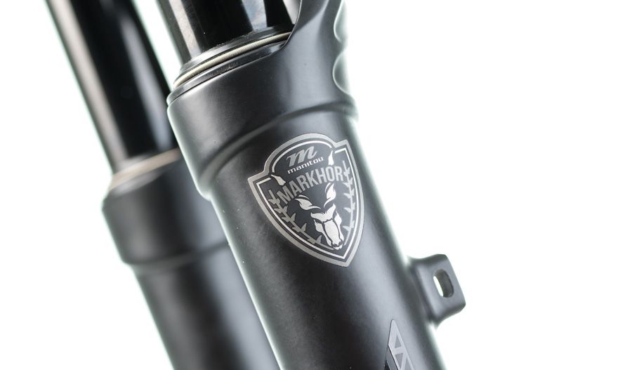 Manitou Markhor Comp Air: más rigidez, menos peso