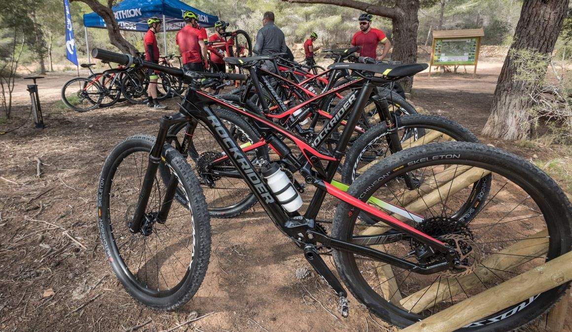 Rockrider XC900S:  así es su nueva doble de carbono