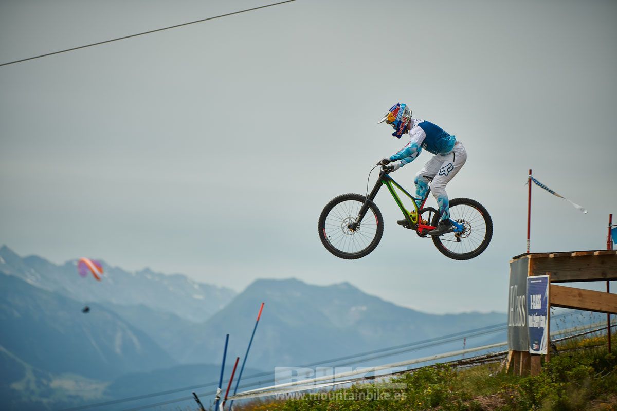 Copa del Mundo Les Gets. Entrenamientos descenso. Galeria 1