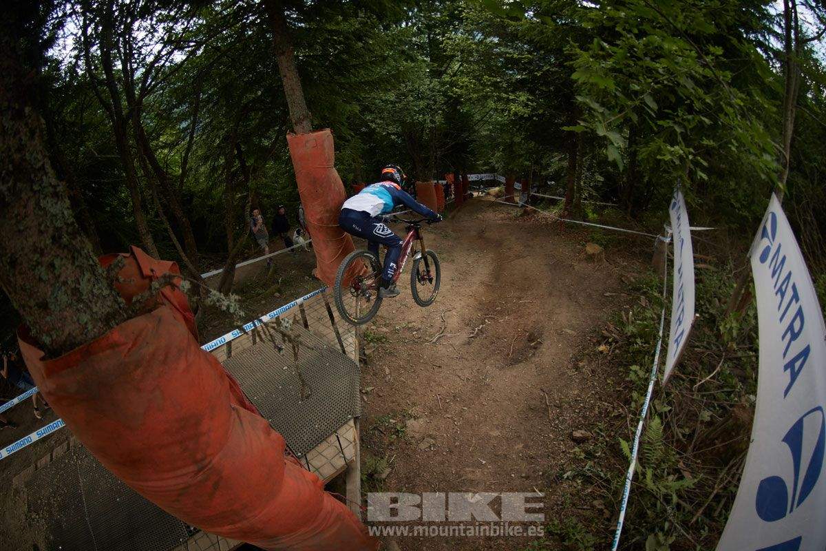 Copa del Mundo Les Gets 2019. Carrera DH. Galeria 1