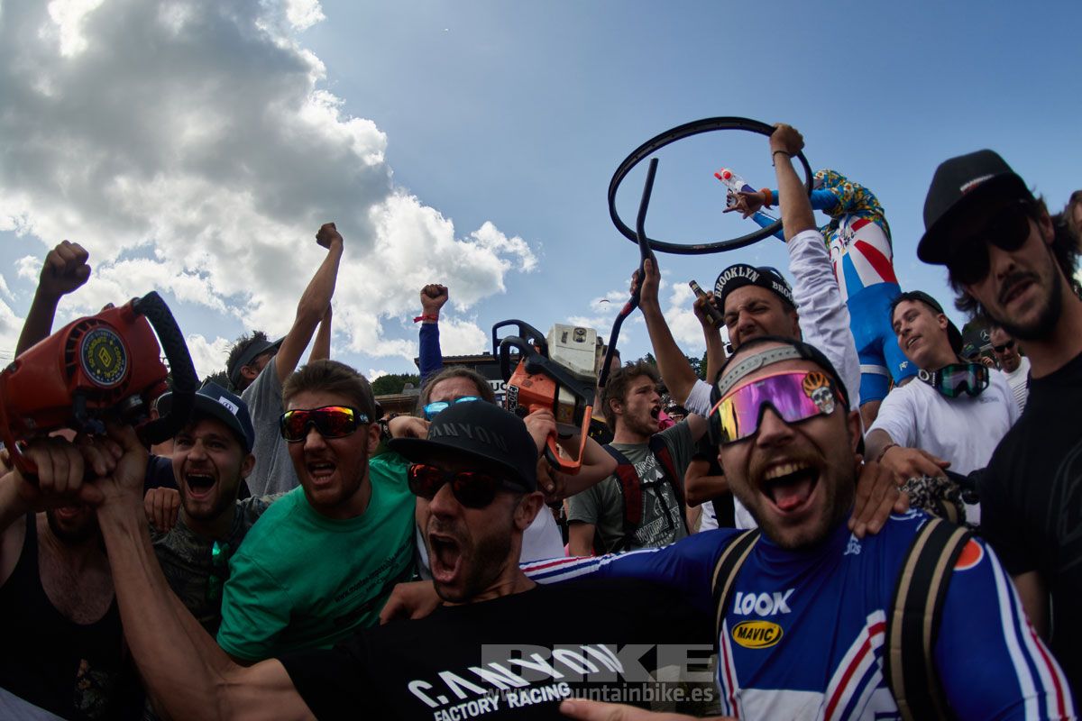 Copa del Mundo Les Gets 2019. Carrera DH. Galeria 1