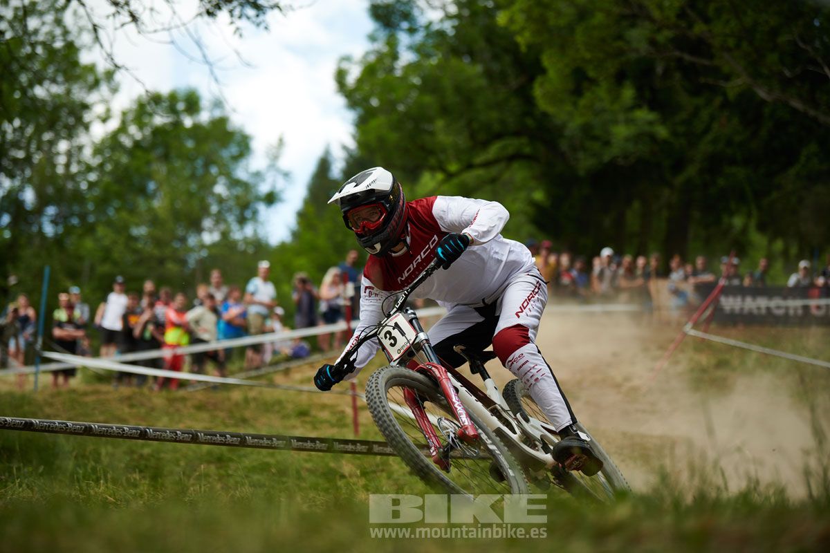 Copa del Mundo Les Gets 2019. Carrera DH. Galeria 2