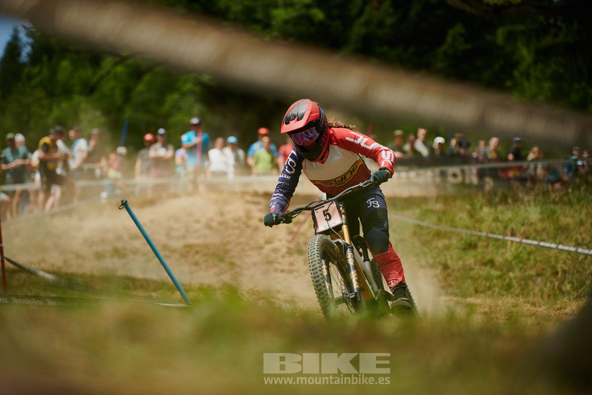 Copa del Mundo Les Gets 2019. Carrera DH. Galeria 1