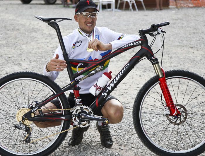 LA NUEVA SPECIALIZED EPIC 2009 YA ES CAMPEONA DEL MUNDO LA NUEVA SPECIALIZED EPIC 2009 YA ES CAMPEONA DEL MUNDO