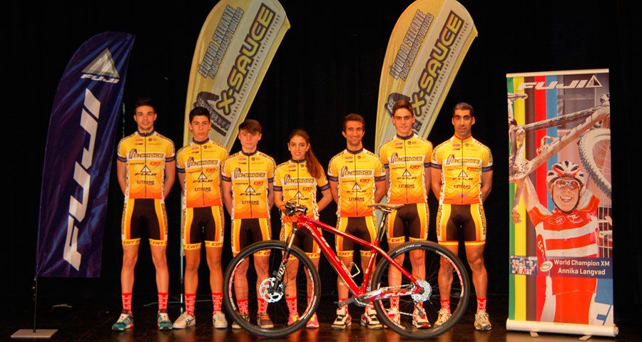 Presentación del equipo de mountain bike X-Sauce Fuji.