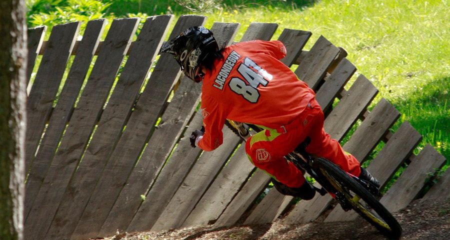 Los hermano Lacondeguy fichan por el bikepark de La Molina