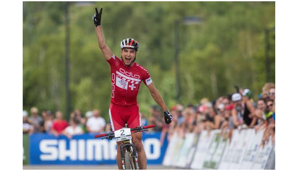 Nino Schurter se impone en la cuarta cita de la Copa del Mundo MTB