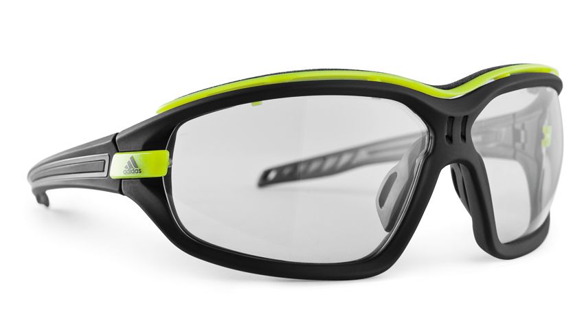 Adidas presenta sus lentes fotocromáticas vario