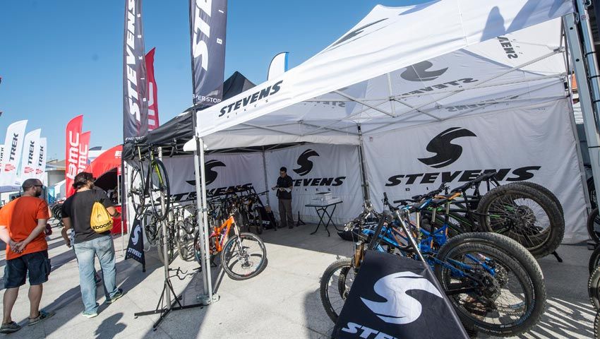 Stevens en Test The Best