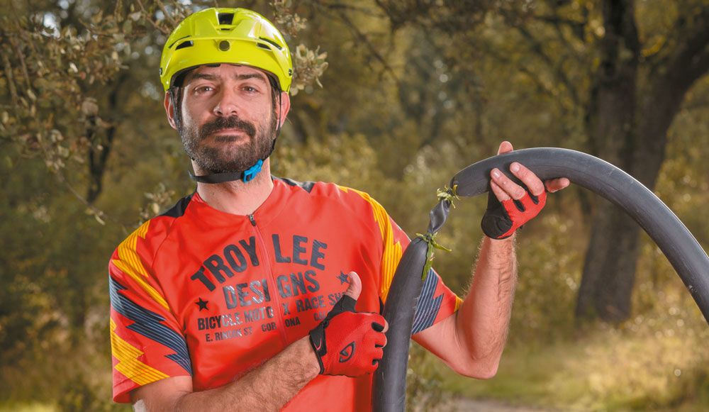 Reparar cámara rajada sin cámara nueva ni parches Reparar cámara rajada sin cámara nueva ni parches