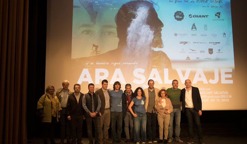 Se estrenó Ara Salvaje