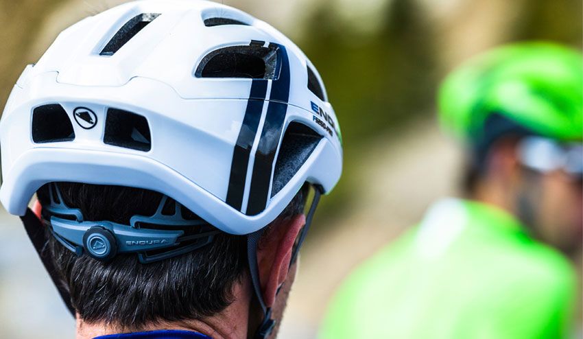 Endura estrena nuevos cascos