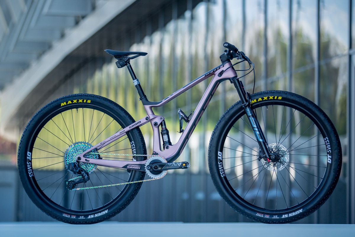 SCOTT Spark RC 2020 Kate Courtney Special Edition by Jochen Haar 1600 JHA 3198