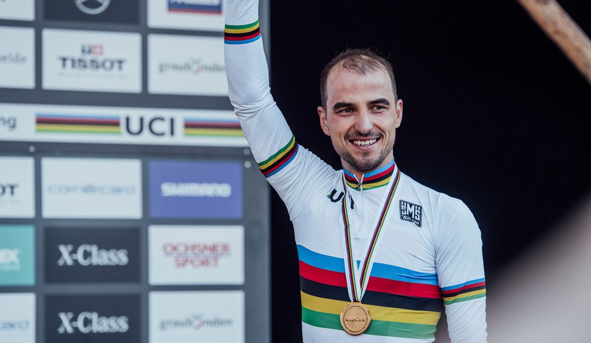 Bec McConnell entrevista a Nino Schurter
