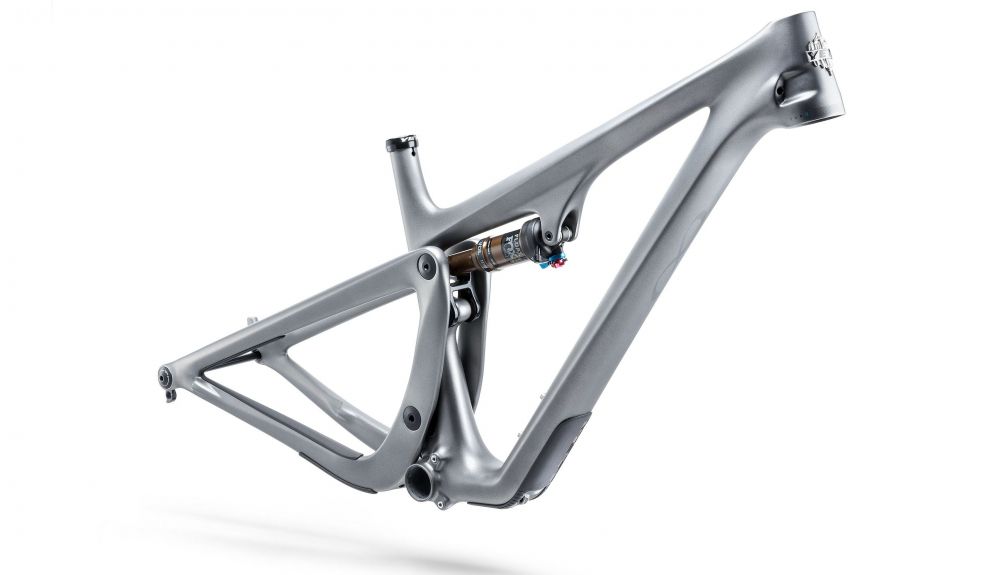 Cuadro Yeti SB115. El peso declarado es de 2.700 gramos.