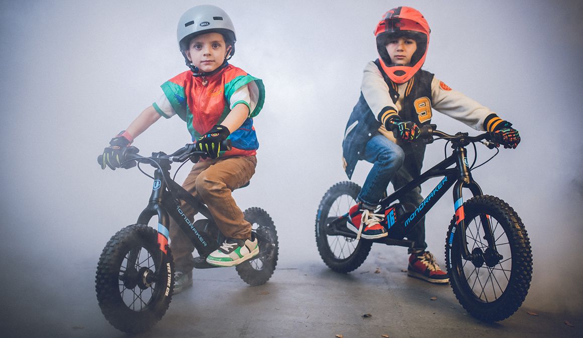 Nuevas Mondraker Grommy de 12" y 16", unas e-recorrepasillos con motor central de 250W. Nuevas Mondraker Grommy de 12" y 16", unas e-recorrepasillos con motor central de 250W.