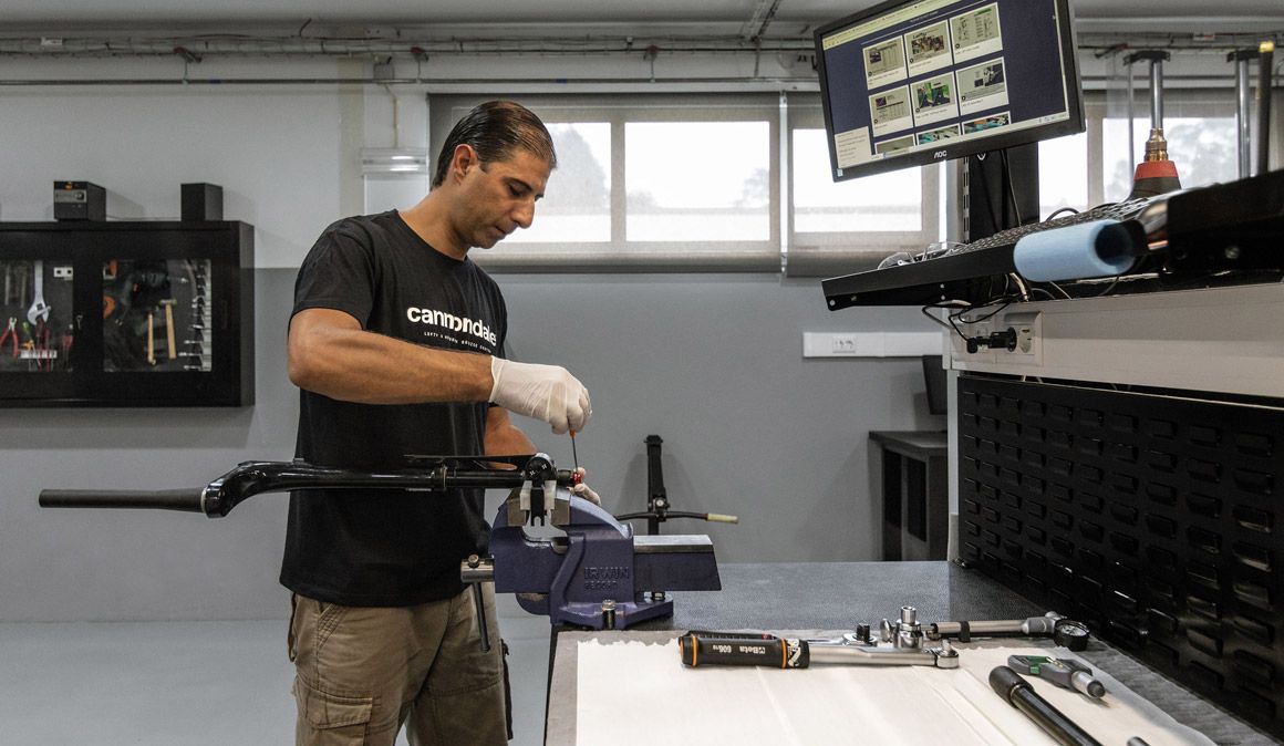 Bicimax, nuevo Servicio Técnico Lefty y Headshok Bicimax, nuevo Servicio Técnico Lefty y Headshok