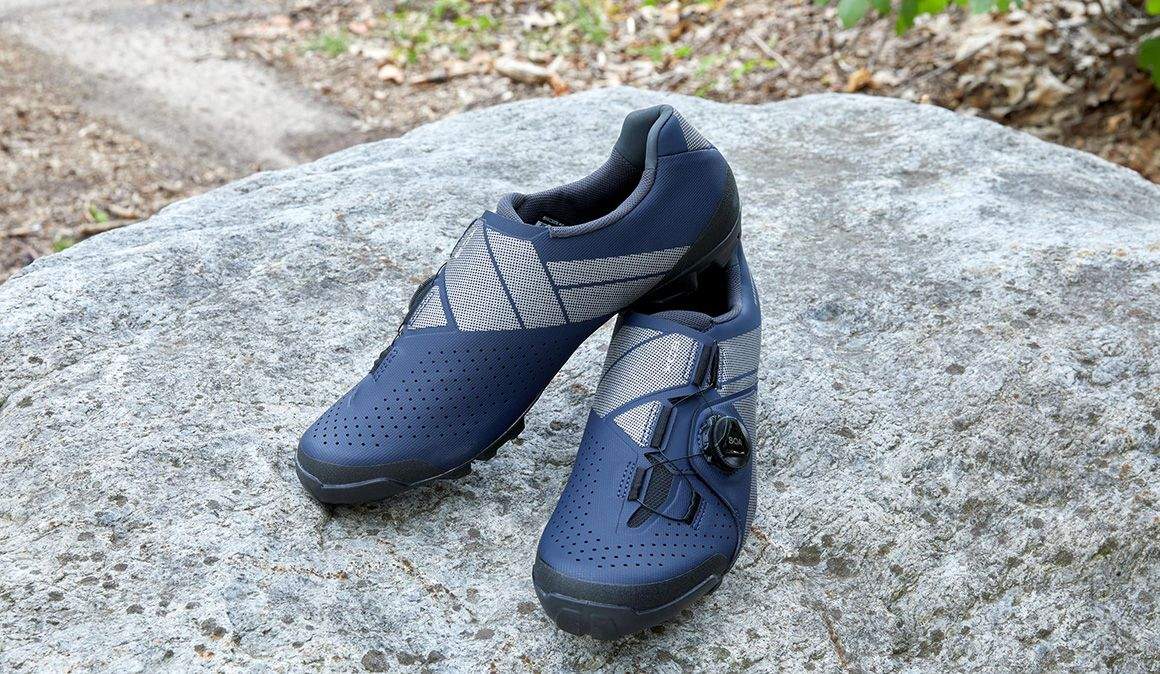 Zapatillas Shimano XC3 con cierre BOA.