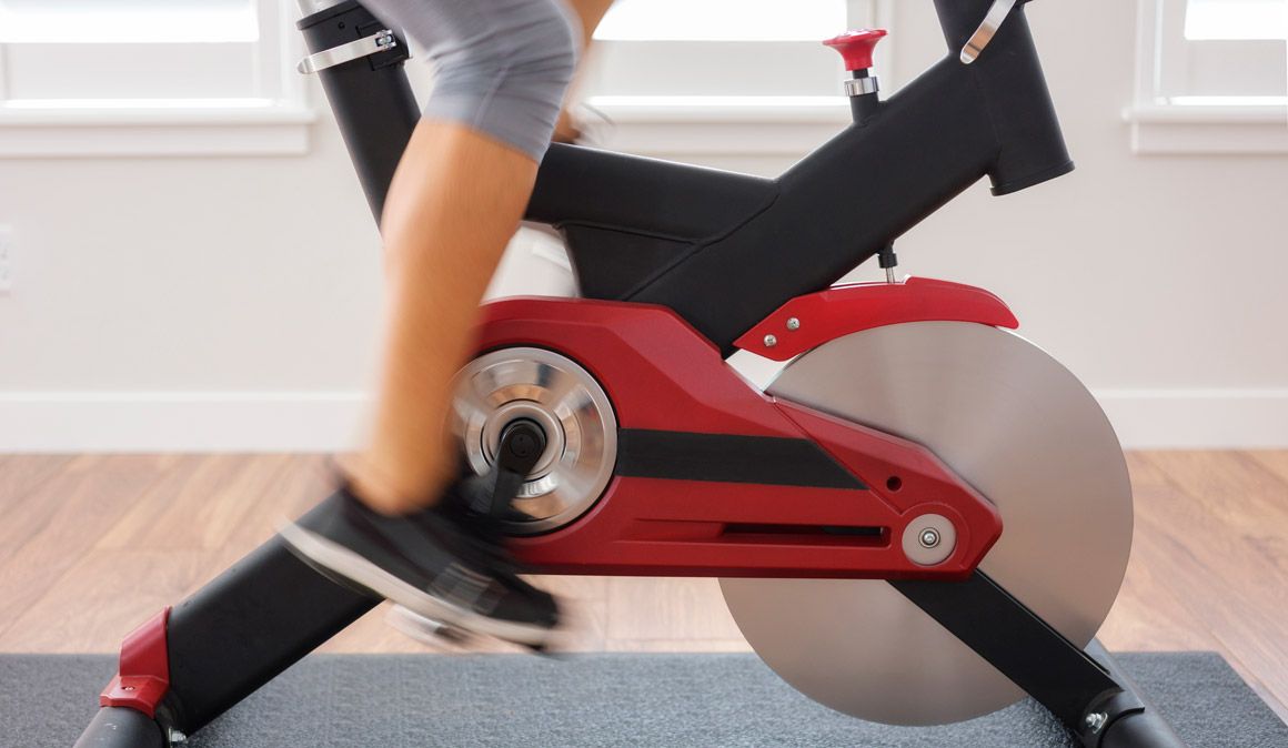 Como nos puede ayudar al entrenamiento una bici de spinning