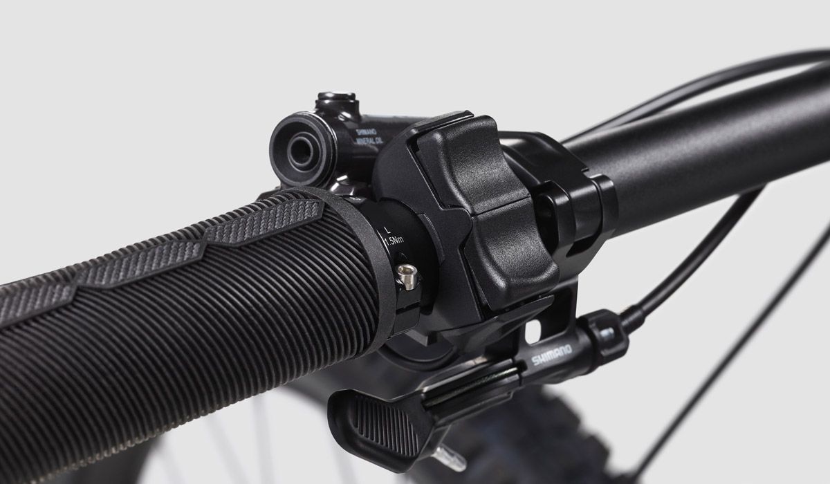 Shimano EP 8 mando 1