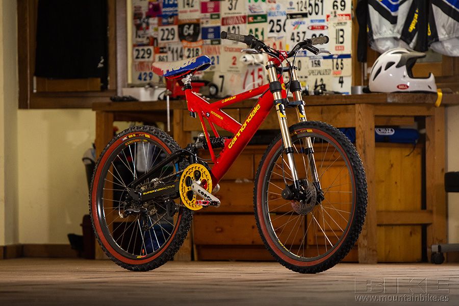 Cannondale Super V DH 4000 (1997)