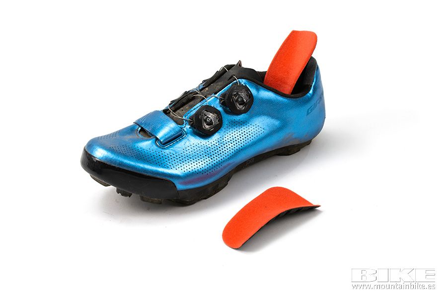 Zapatillas Giant Charge Pro (9)