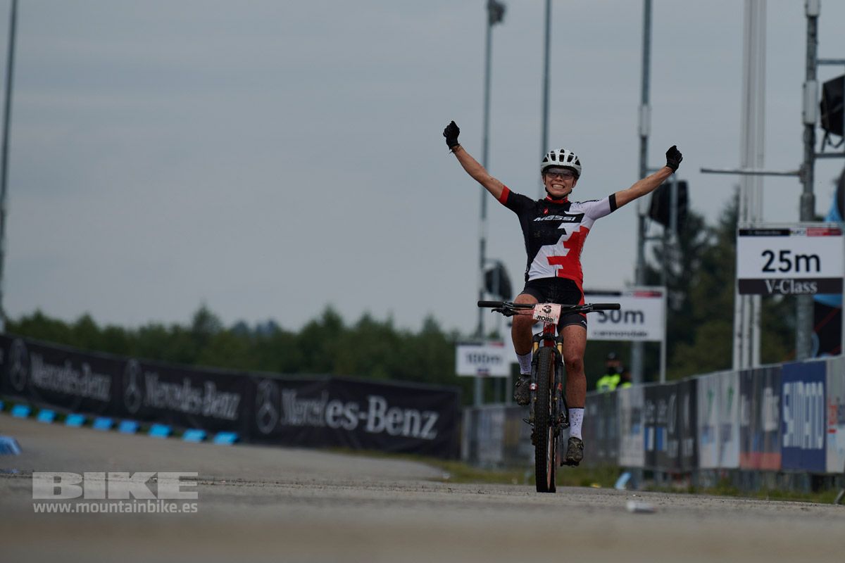 Nove Mesto 2021. Primer XCO jueves 1 de octubre. Fotos Frabanvisuals (38)