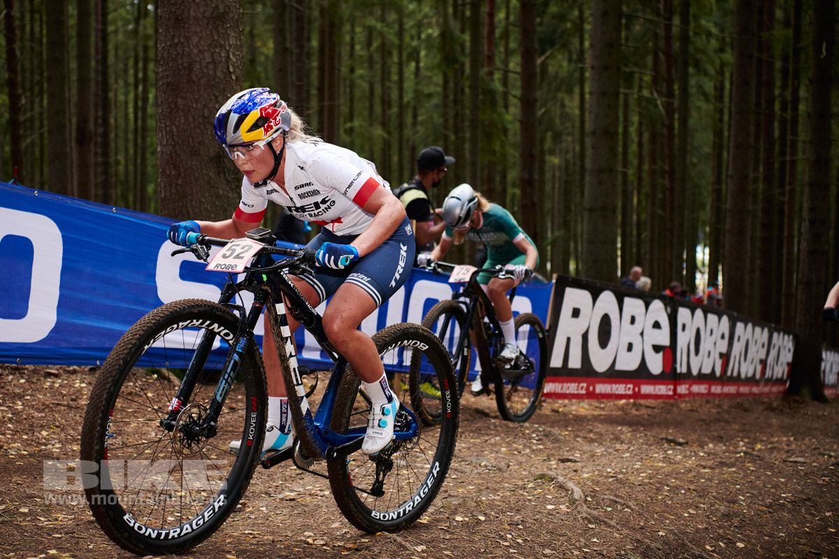 La canadiense Emily Batty (Trek Factory Racing) ha tenido una semana en la que ha estado lejos de las posiciones de cabeza.
