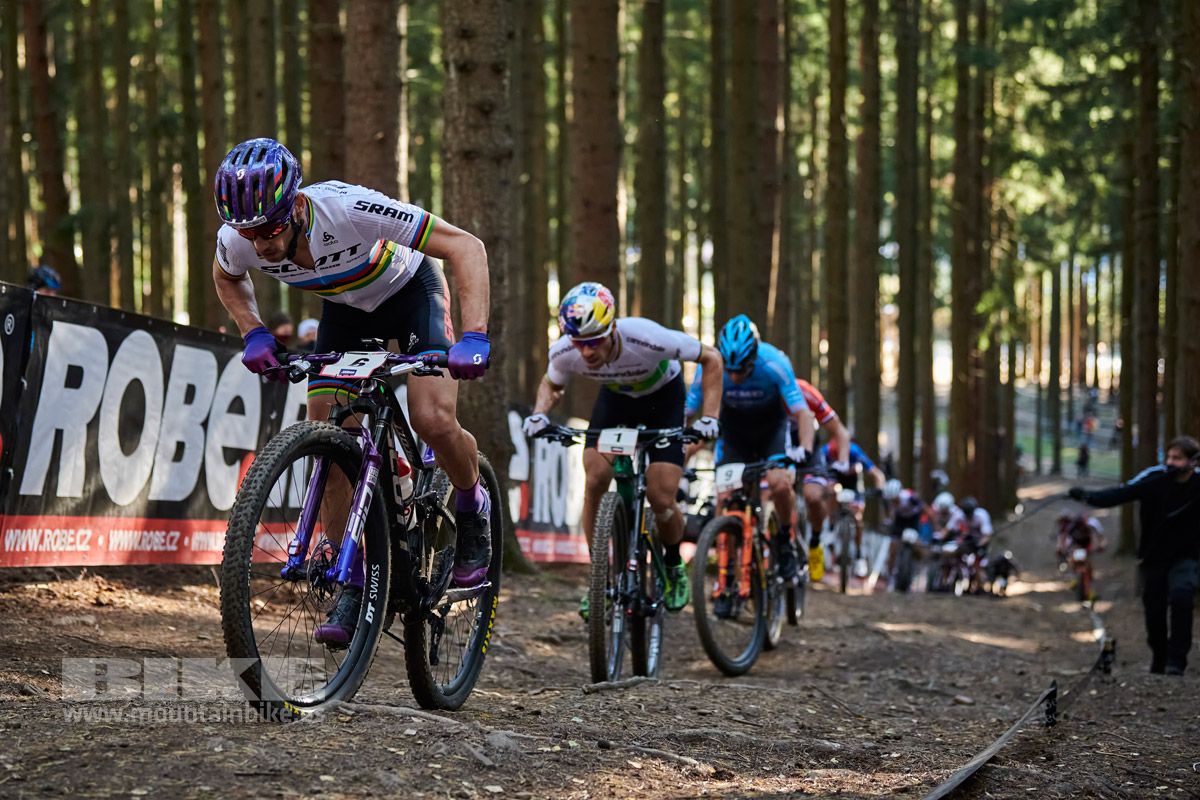 Nove Mesto 2020 XCO domingo. Hombres. Fotos Frabanvisuals  (40)
