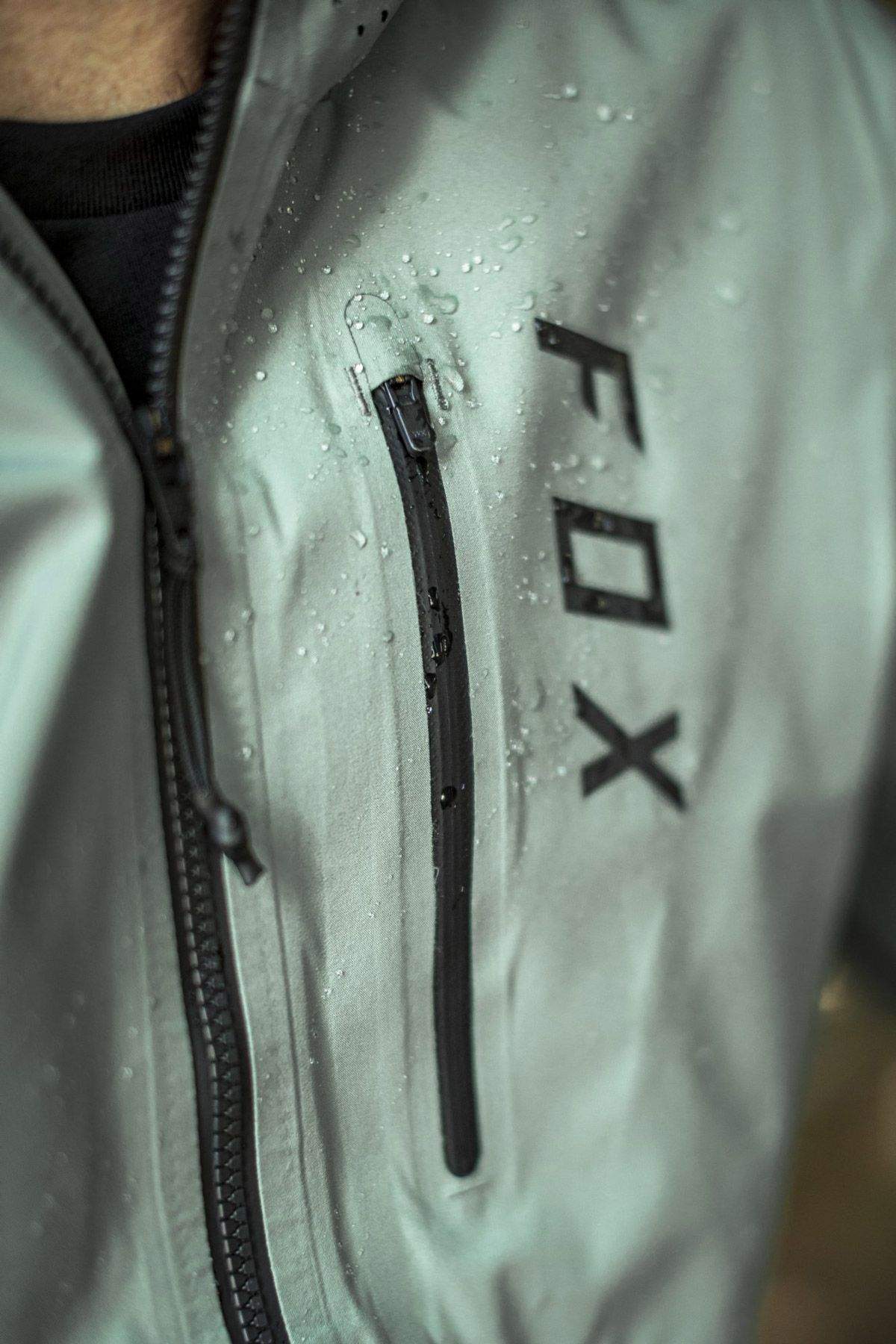 Fox Flexair Neoshell bolsillo 2