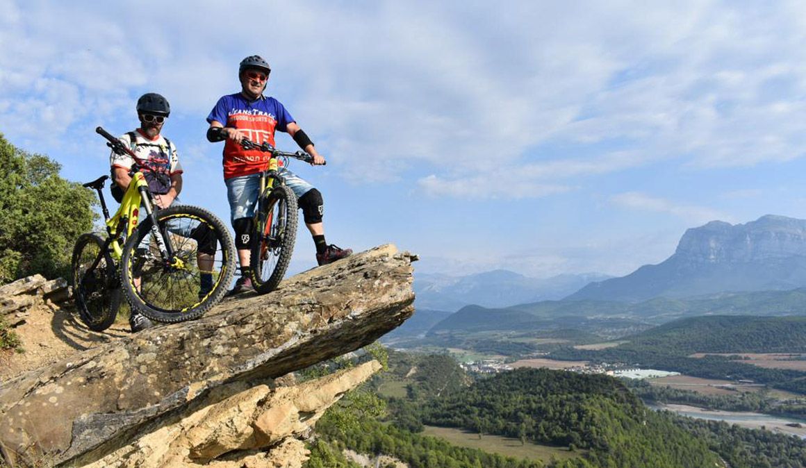 JeansTrack. Ropa vaquera para E bike