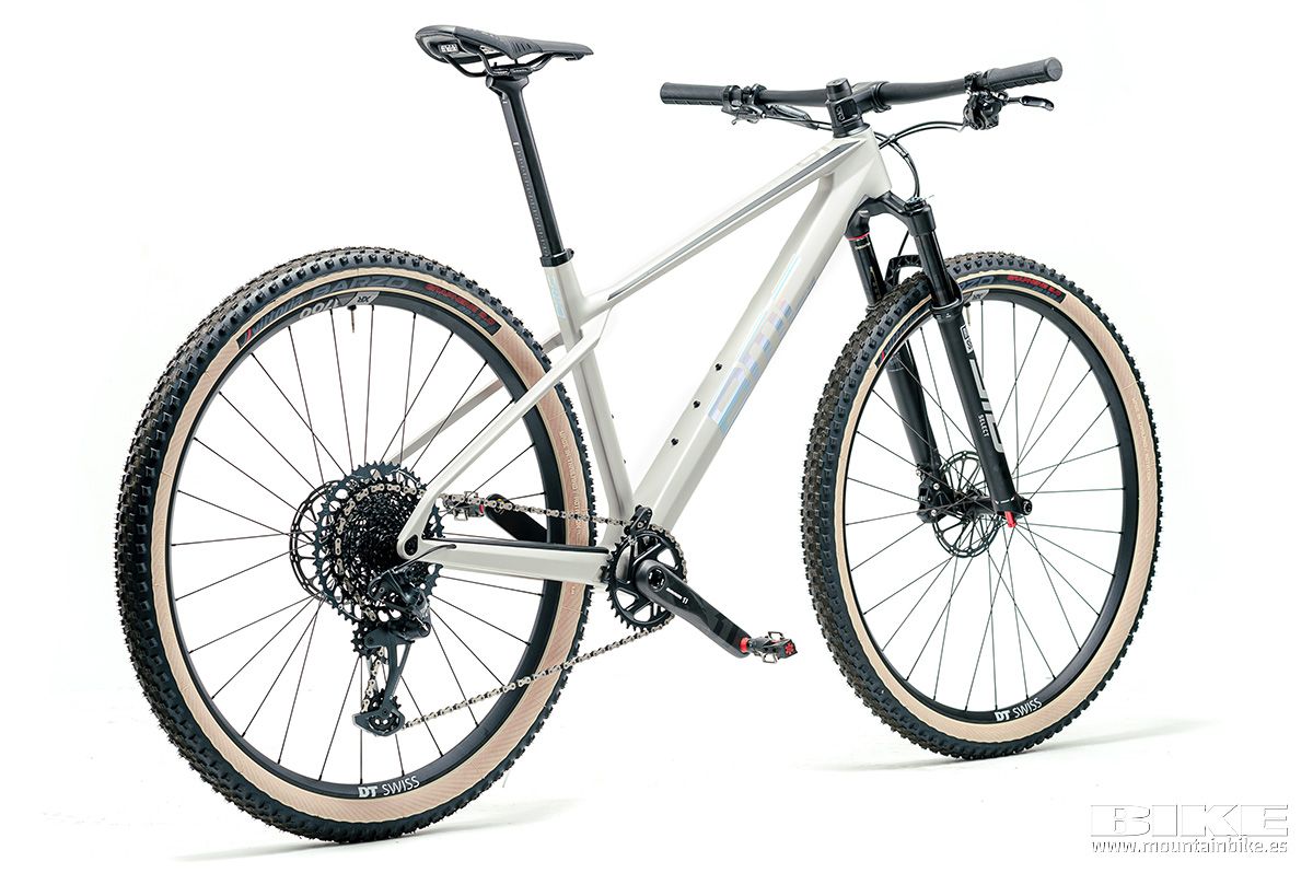 BMC Teamelite estudio (18) BMC Teamelite estudio (18)
