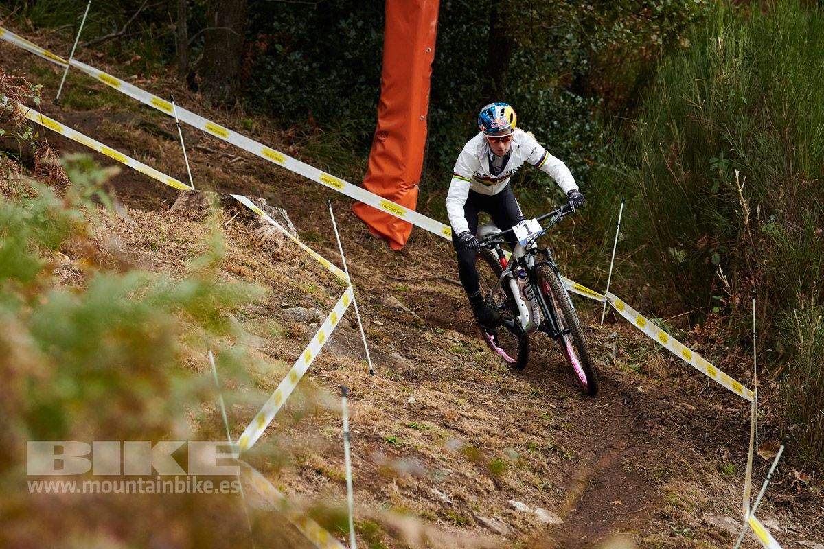 Campeonato de Europa Monte tamaro 2020. Entrenamientos y XC Eliminator. Fotos @frabanvisuals (4)